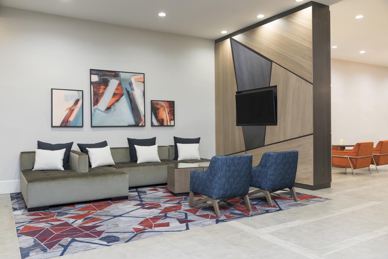Sonesta Hotel Grand Rapids Airport Kentwood Bagian luar foto